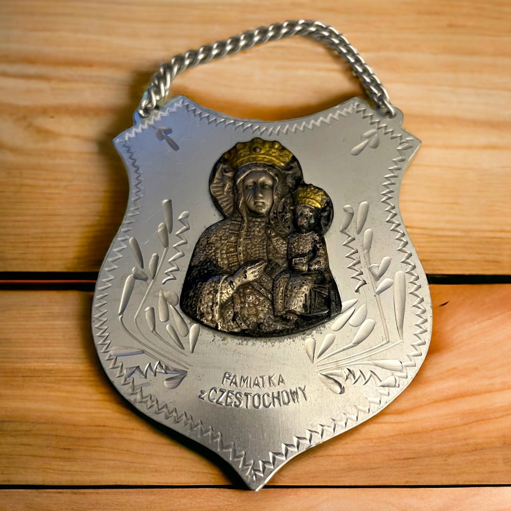 Vintage!  Antique "Our Lady of Czestochowa" Pilgrimage Medal   1920's